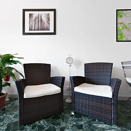 Take It Easy Roma Guest House-2