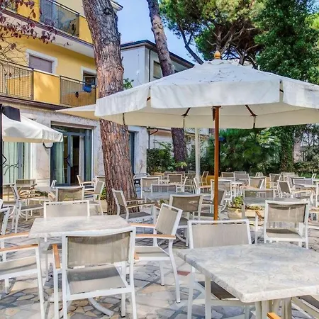 Hotel Majorca-3