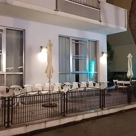 Hotel Lora-2
