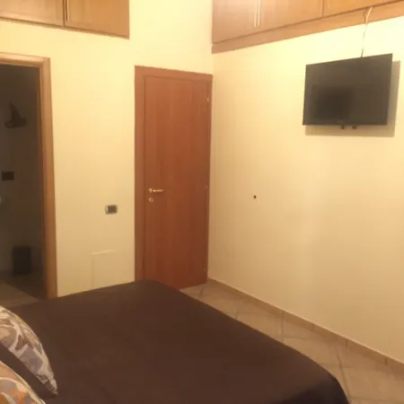 Naples To Live-2