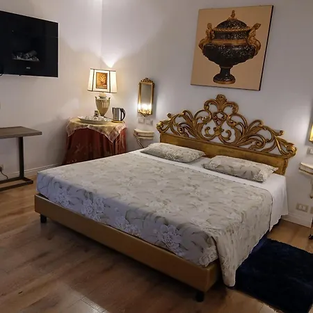Excellent Trinity Rooms-2