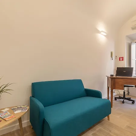 Roma Station House-3