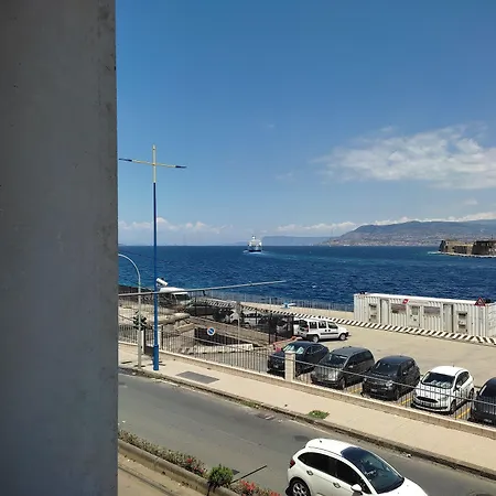 Miti Dello Stretto B&B-2