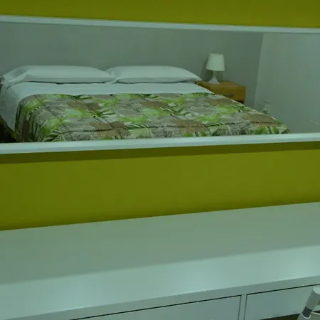 Leonardo Tourist House-3