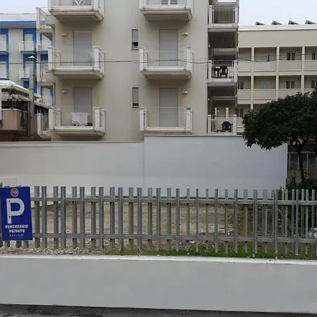 Hotel Gran San Bernardo - RICCIONE - FRONTE MARE CON RISTORANTE-3