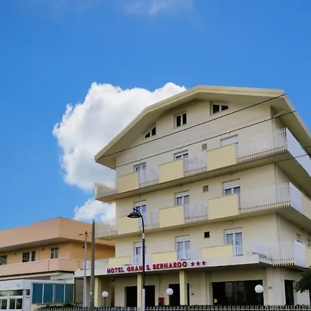 Hotel Gran San Bernardo - RICCIONE - FRONTE MARE CON RISTORANTE-2