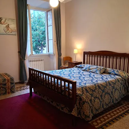 Hotel Tourist House-2