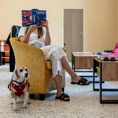 Meet Hostel Cervia-2