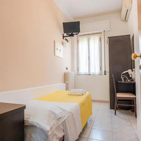 Hotel Villa Dina-2