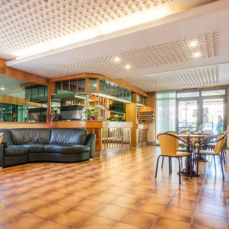 Hotel Villa Dina-3
