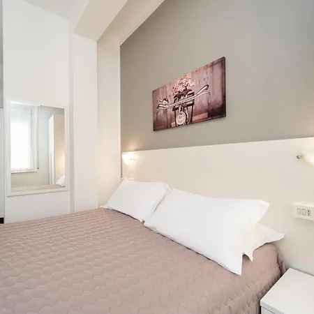 Amadei Hotel Blumen-3