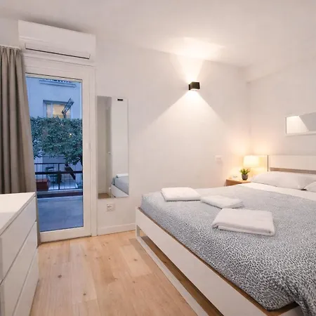 Pied A Terre Barberini-3