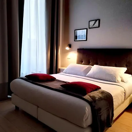 Ad Cavour Luxury Rooms - By Ad Roma-2