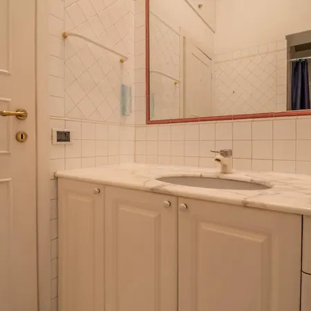 Praty Rooms-2