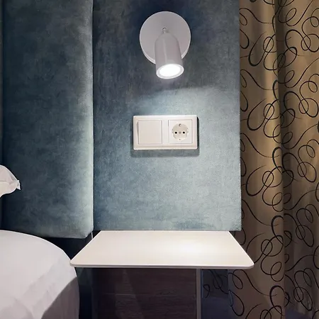 Hotel The Globe-2