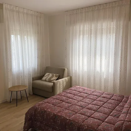 Cygnus Bed & Breakfast-3