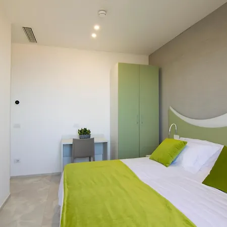 Residence Flow-R-2