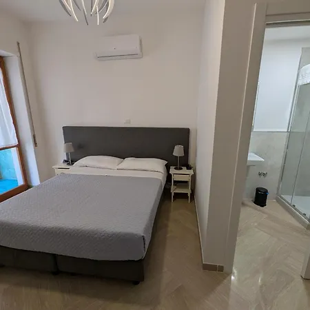 Napoli City Inn-3