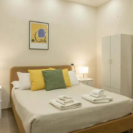 Napoli Centro Rooms-2