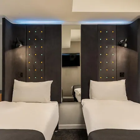 Point A Hotel London Paddington-2
