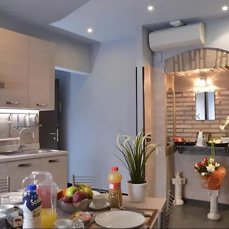 B&B Roma Castle Termini-3