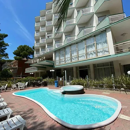 Hotel Monaco - parcheggio incluso e piscina-2