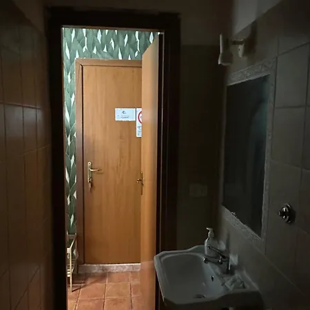 Magenta Roma House-2