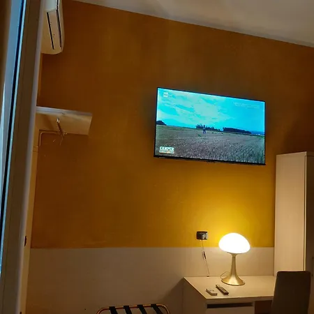 Guest House Hola Roma-3