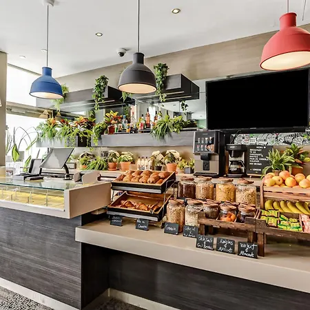 Heeton Concept Hotel - Kensington London-2