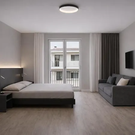 Hotel Myriam-3