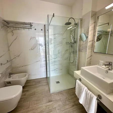 Hotel Nizza Frontemare-3