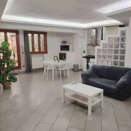 Borgo Loreto Naples-3
