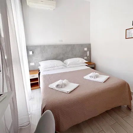 Hotel Ariva-2