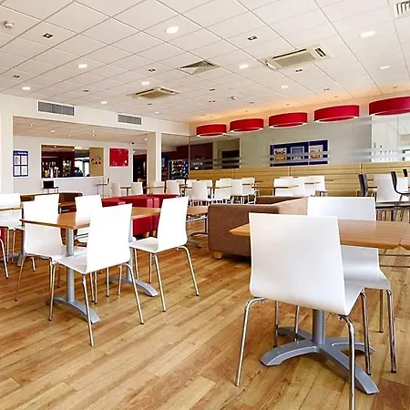 Travelodge Excel-2