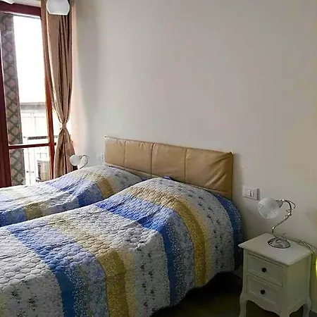 Nancy House-3