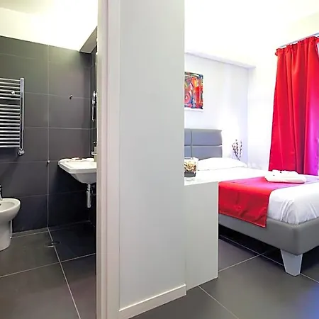 Nearhome Smart Suites Guest House-3