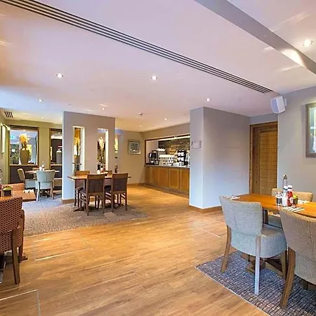 Premier Inn London St.Pancras-2