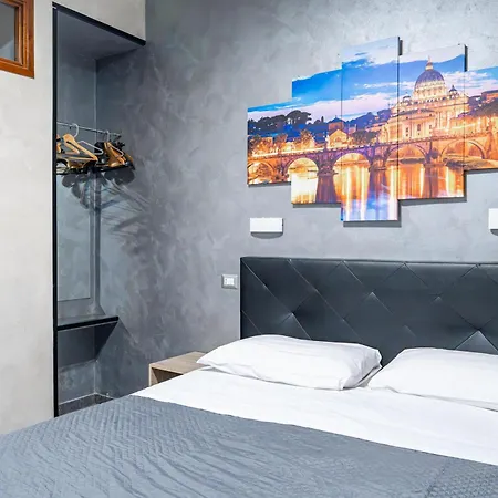 Hotel Planet-2