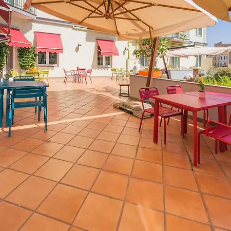 Ibis Styles Napoli Garibaldi-3