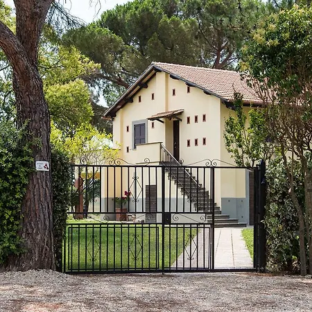 Villa Degli Oleandri Bnb-3