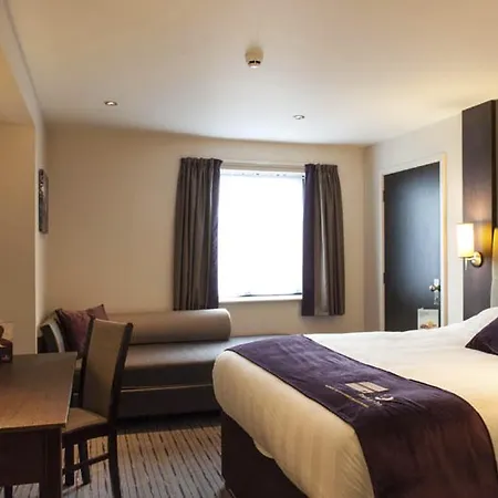 Premier Inn London Tower Bridge-3