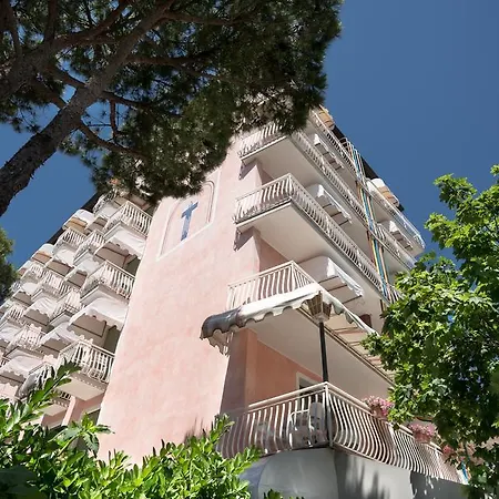 Hotel Trevi-3