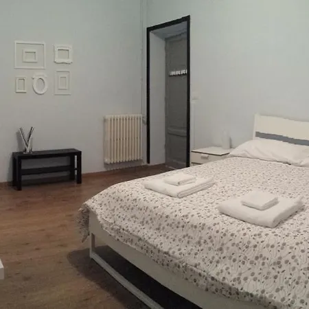 La Cornice Guesthouse-3