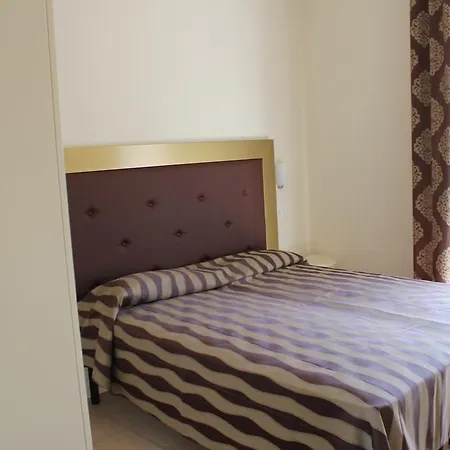 Hotel Marina-3