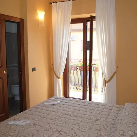 Hotel Maximo-3