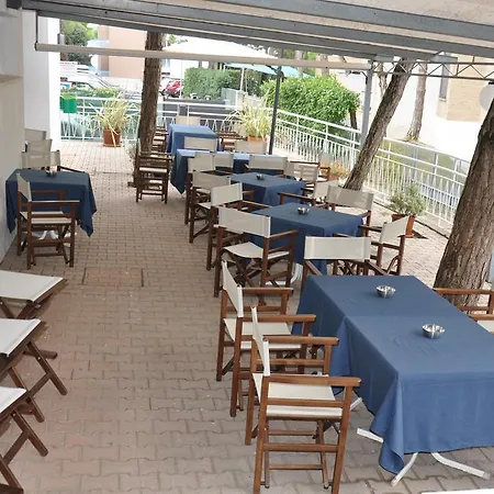 Hotel Garden-2