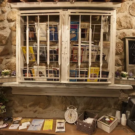 Mancini Shabby House-3