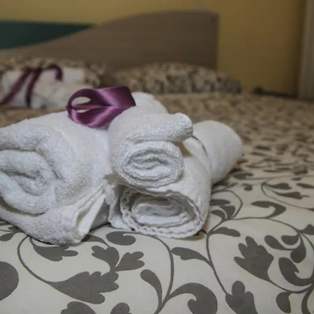 Homesuitehome-2
