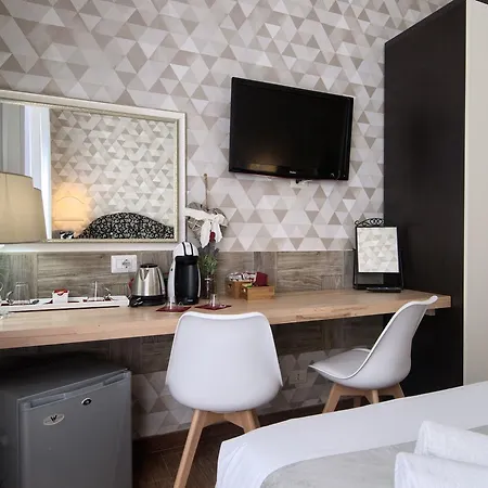 Domus Pietro Inn-3