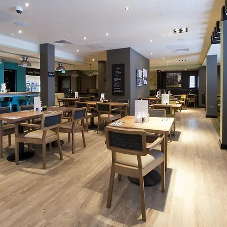 Premier Inn London Tottenham Hale-3